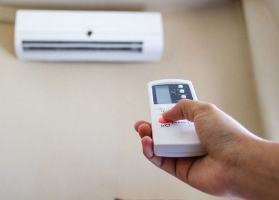 cách vệ sinh điều hòa tại nhà