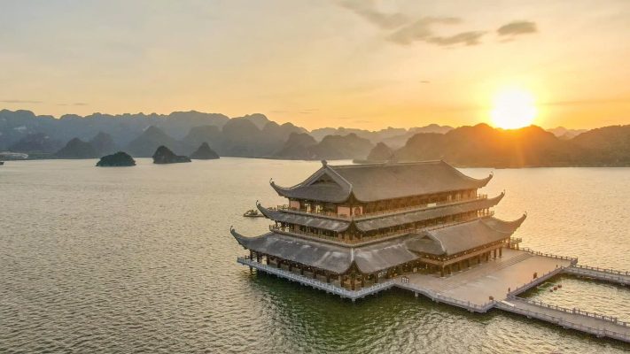 địa điểm du lịch mùa hè