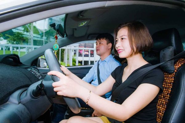 Lựa chọn trung tâm dạy lái xe uy tín