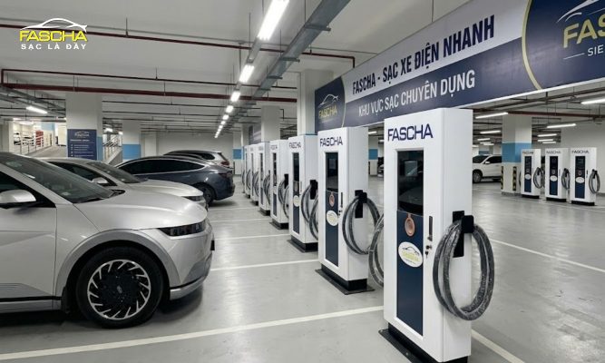 Quái xế xe điện