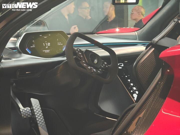 xe điện Lotus evija