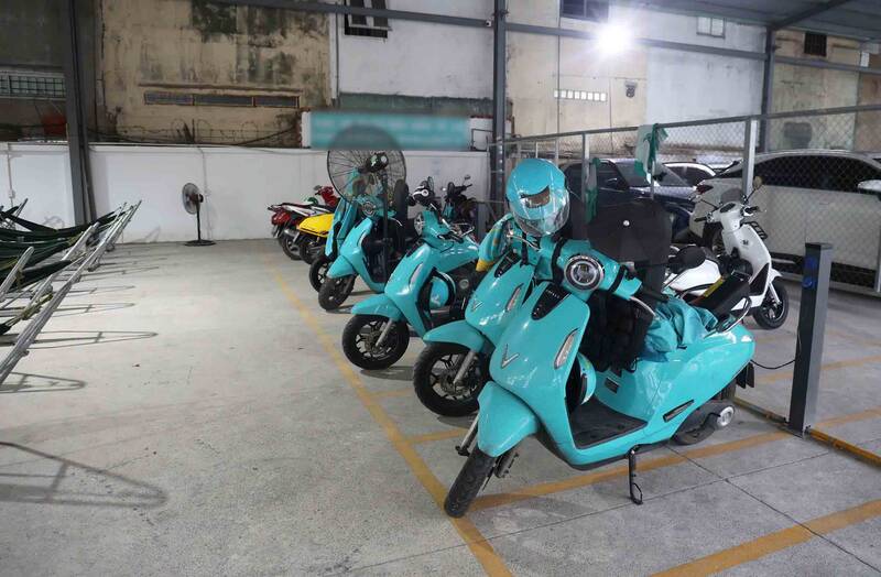 đẩy mạnh phát triển trạm sạc xe điện