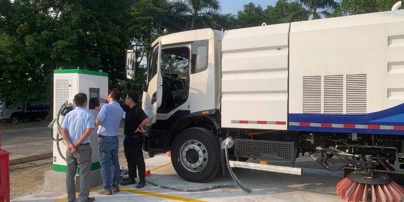 Doanh nghiệp đâu tư trạm sạc nội bộ