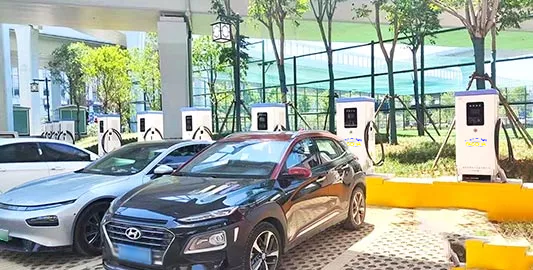 lắp đặt trạm sạc công cộng